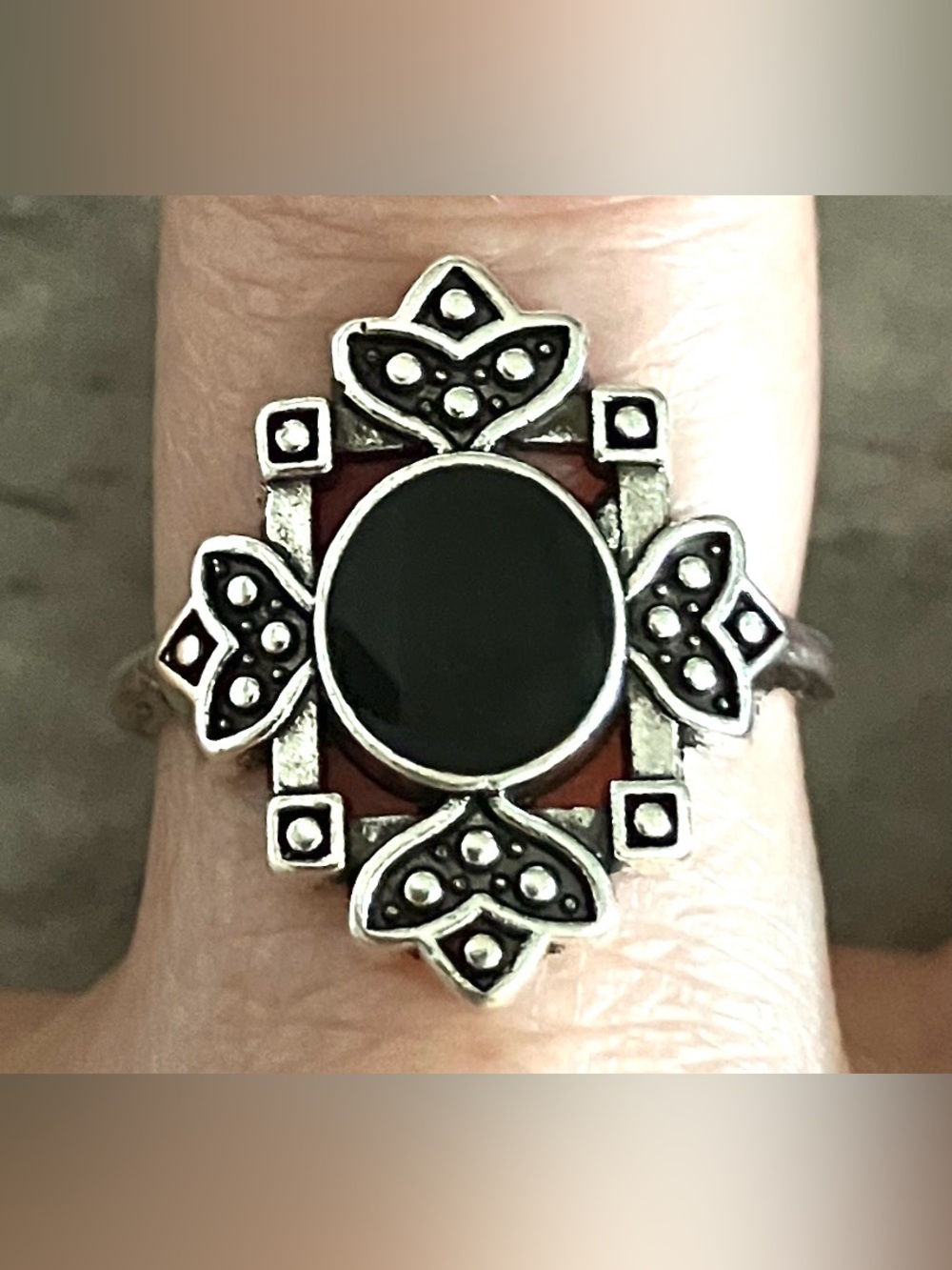Silver-Tone Black Stone Floral Statement Ring - Women's Jewelry